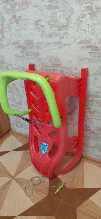 Санки зі спинкою Marmat