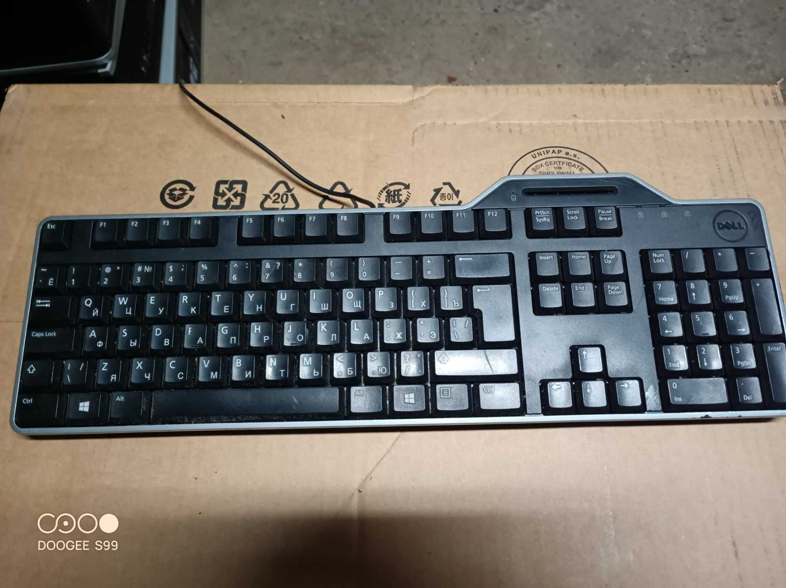оригинал бренд  Клавиатура Dell KB813 Smartcard