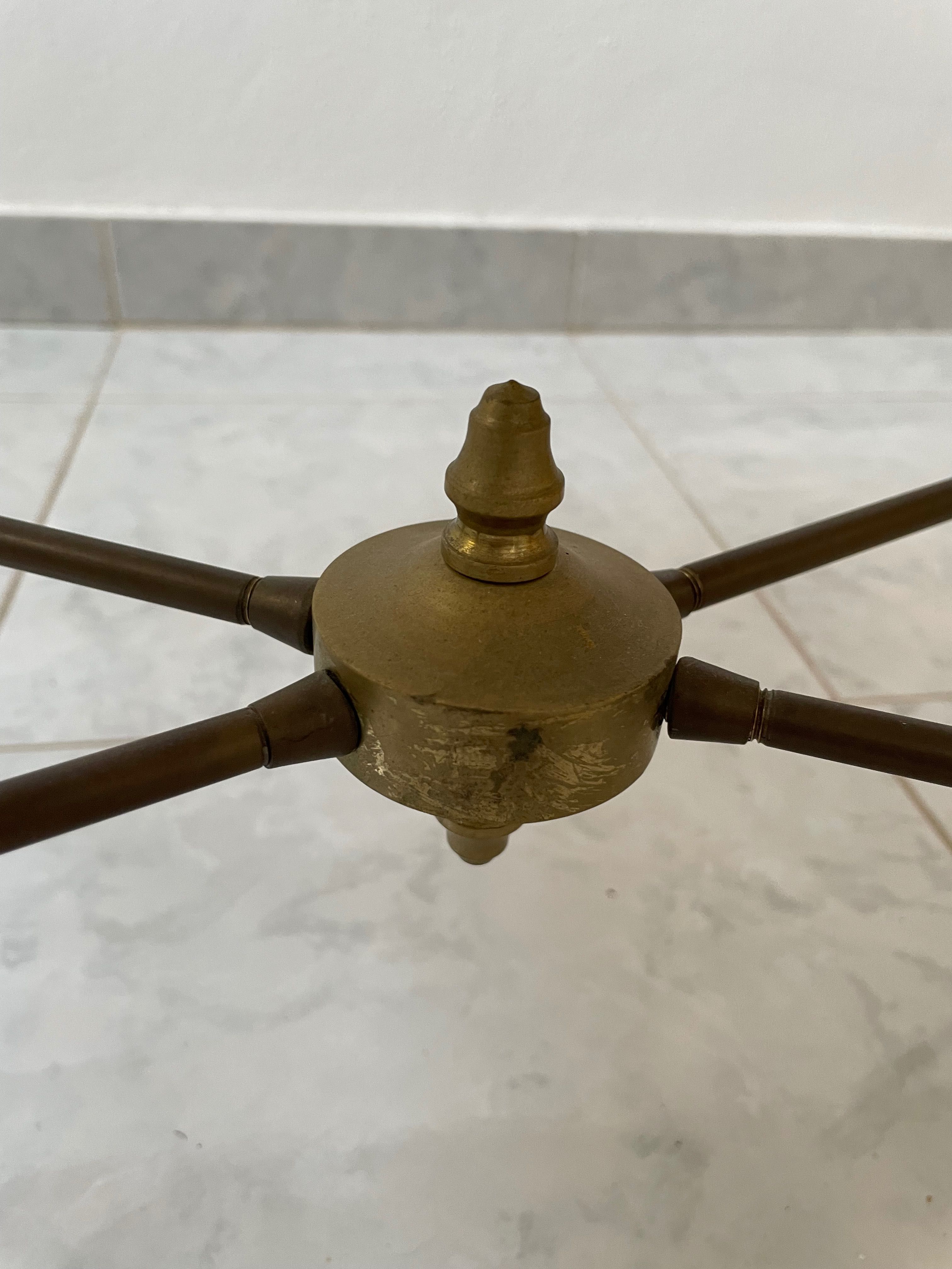 Mesa de apoio de sala em metal com vidro fumado