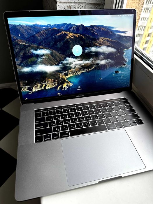 MacBook Pro 15 2017 (Silver, 16/1Tb, A1707)