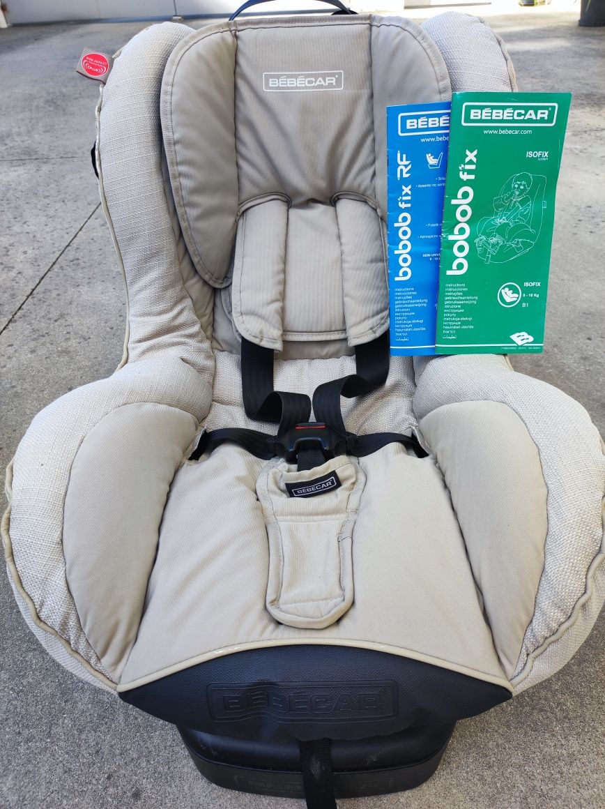 Cadeiro Auto Bébécar com isofix