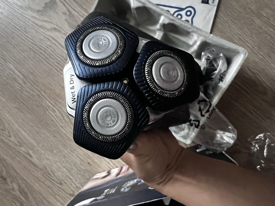 Електробритва Philips Series 7000 S7882/54