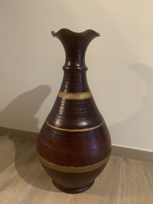 jarro em loiça antigo