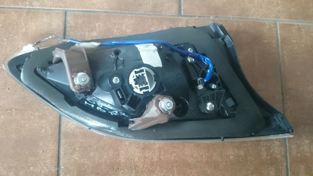 Mazda 3 HB 08-12 lampa prawy tył