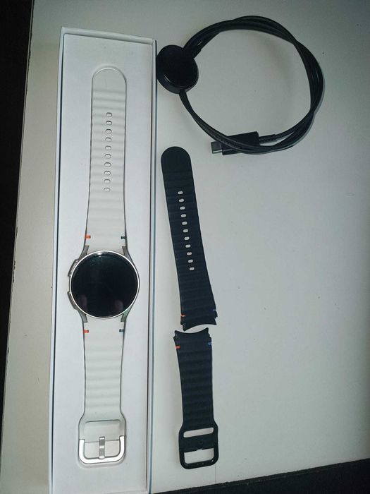 Samsung Galaxy Watch 7 de 42mm - Semi novo