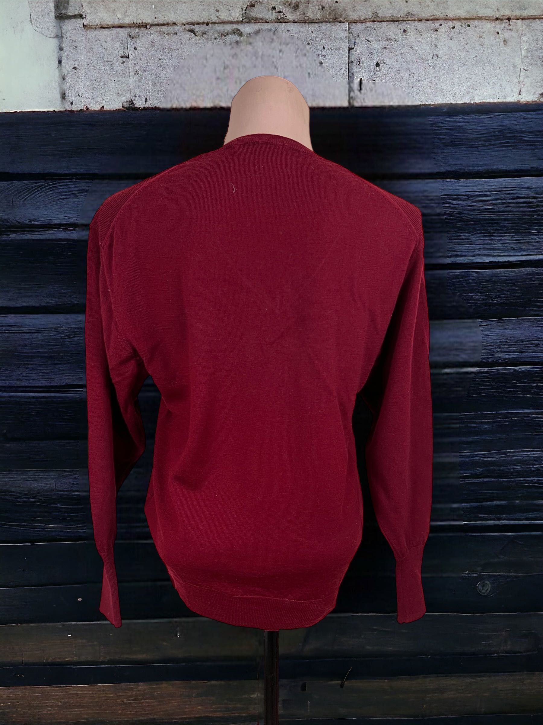 Uniqlo roz. S damski wełniany sweter z dekoltem V