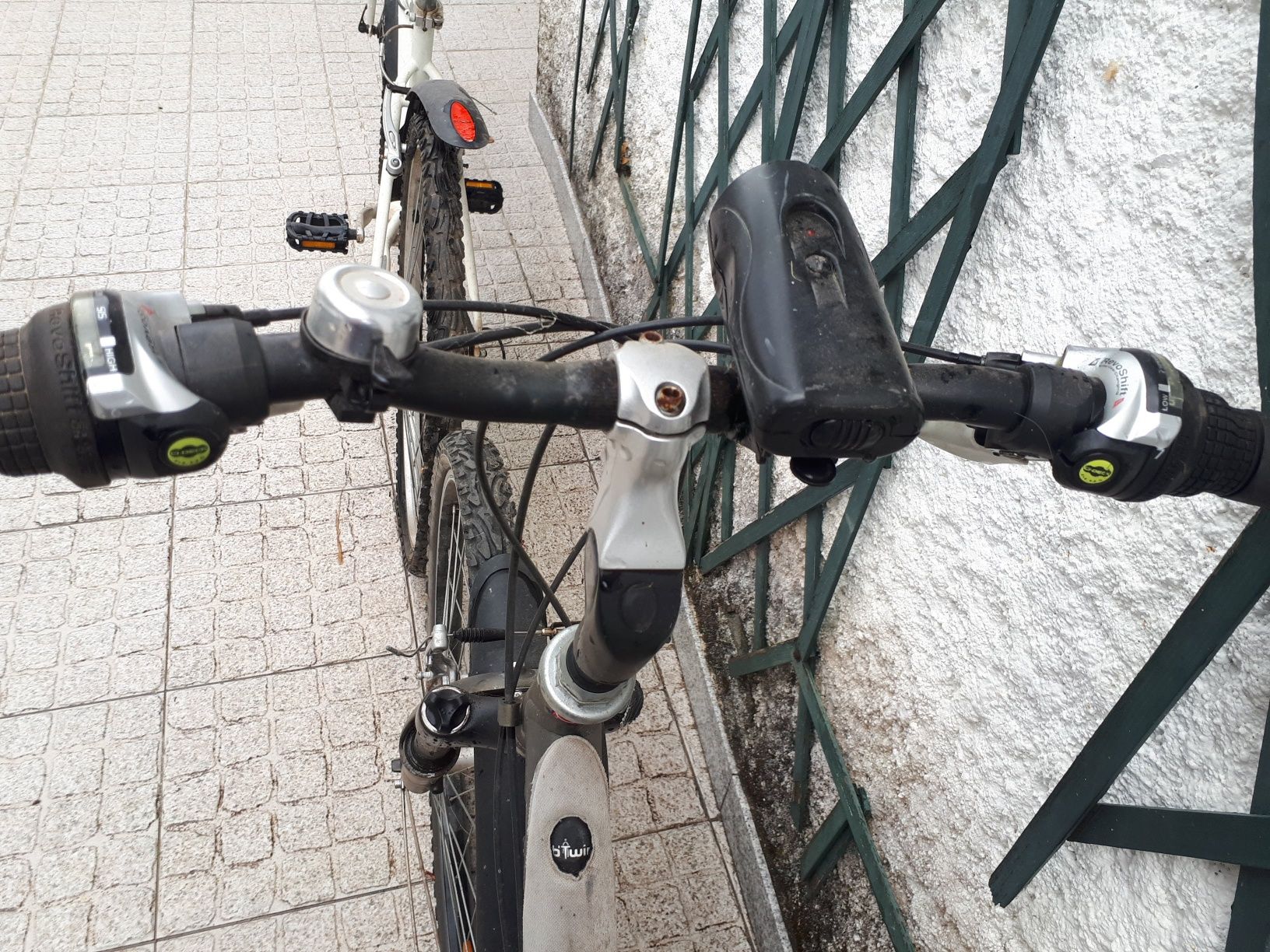 Bicicleta b twin