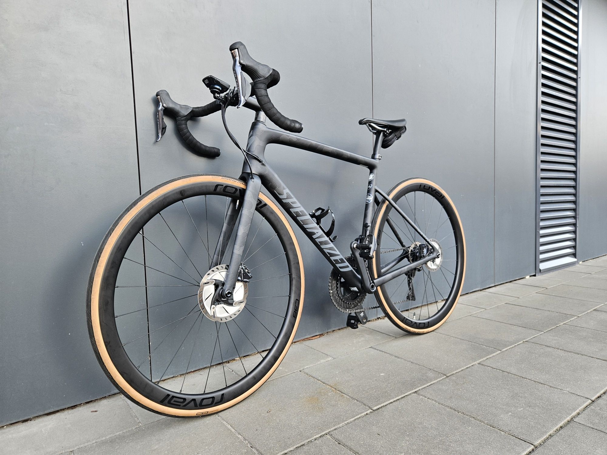 Specialized - szosa 56, karbon Tarmac Disc comp 2 Di2 koła Roval