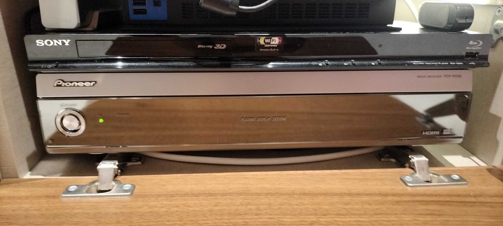 Plasma Pioneer com Surrond