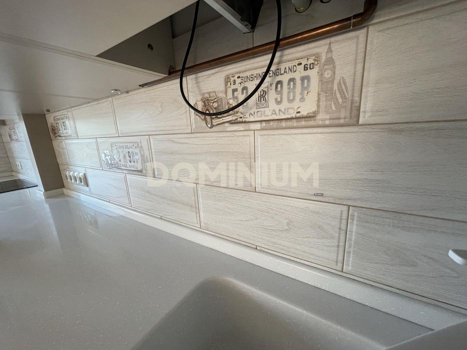 Продається 3 кімнатна квартира в м. Хуст