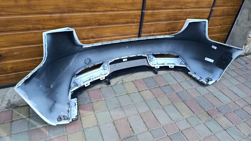 Бамкр задній tesla model 3 highland ev09750