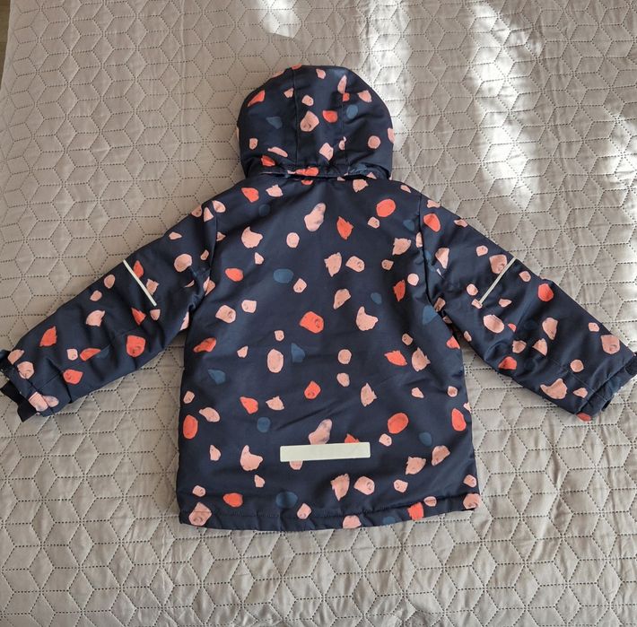 Зимова куртка H&M для дівчинки, розмір 4-5 р.