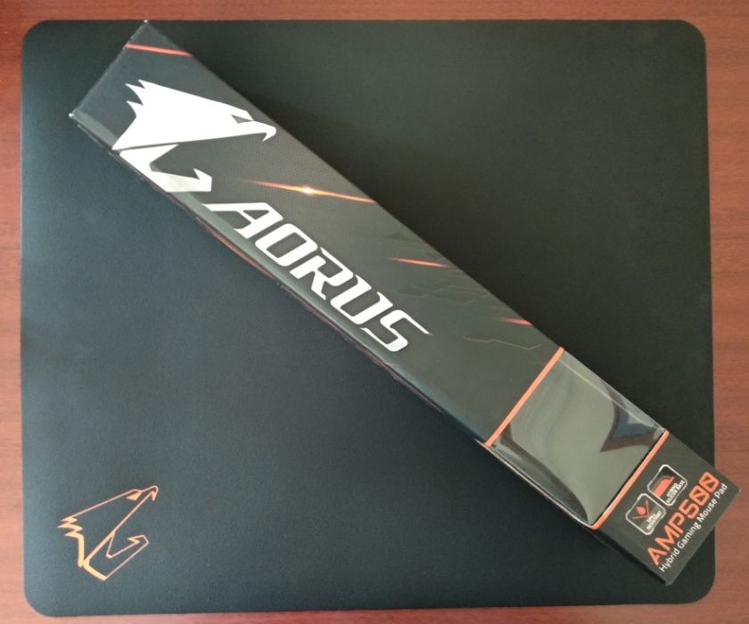 Tapete GigaByte AORUS AMP500