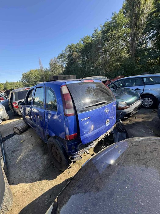 Opel Meriva a 1.7CDTI Na części