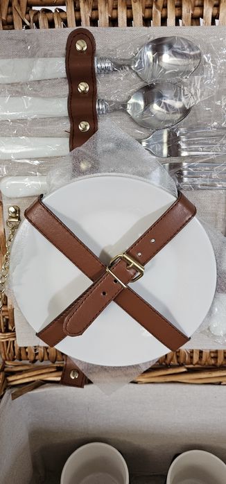 Kosz piknikowy wiklinowy duży 4 osobowy