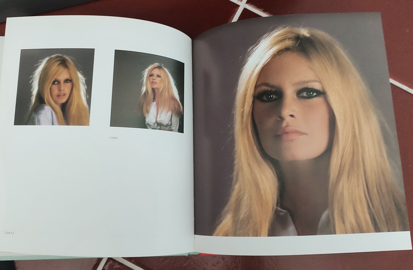 Livro de Brigitte Bardot