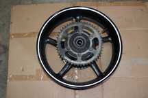 Felga Tył Tylna Piasta Tarcza Gumy Zębat Yamaha R6 RJ05 RJ09 5SL 03-05
