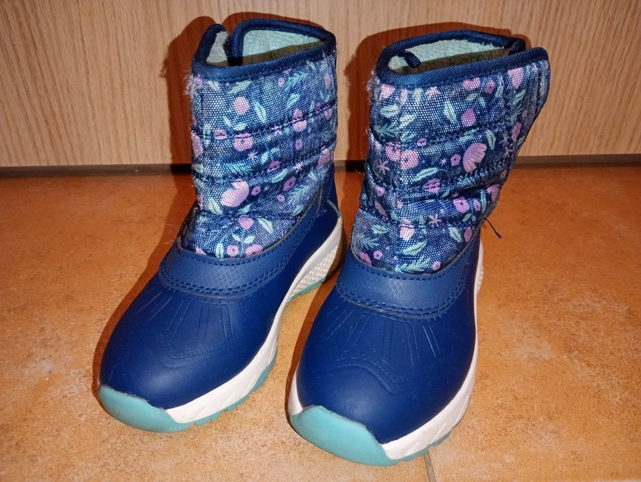 Śniegowce r. 25 (super stan)