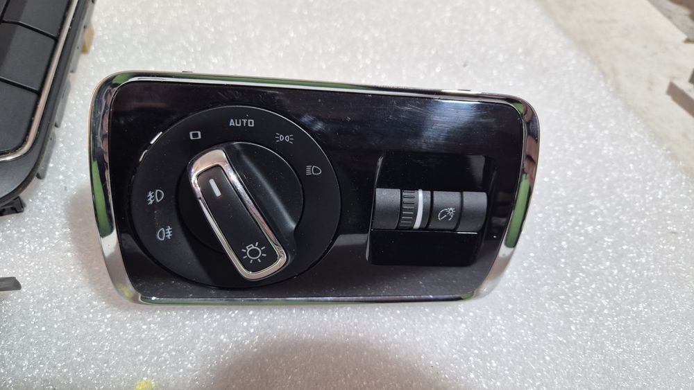 Ramka biegów przełącznik świateł nawiewu skoda superb 2 II lift Europ