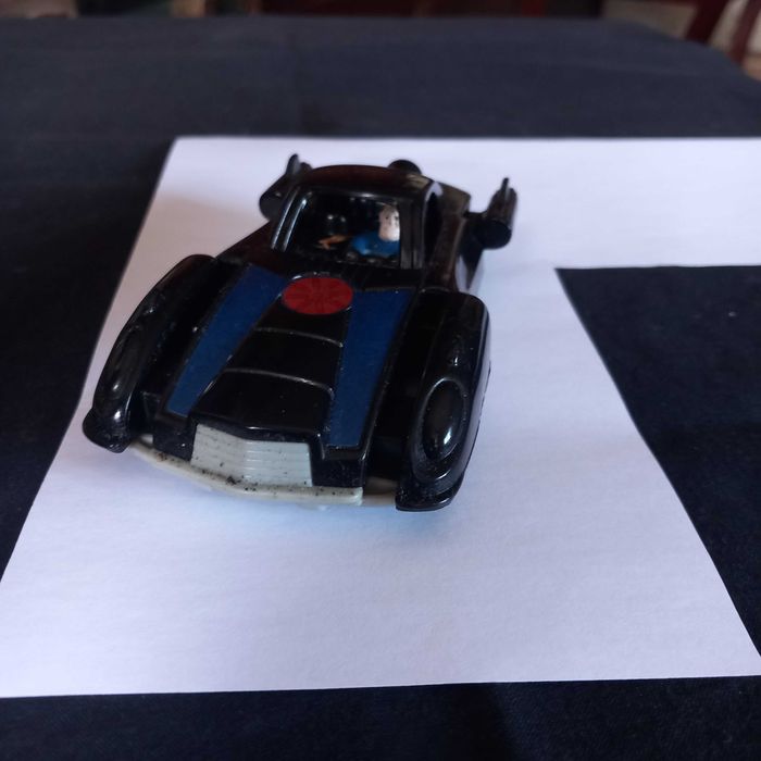 Carro batman impecável