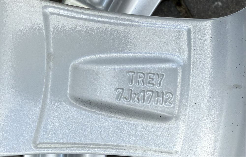 Felgi Volkswagen Skoda 17” 5x112 Passat Sharan Golf 6 7 Octavia Touran