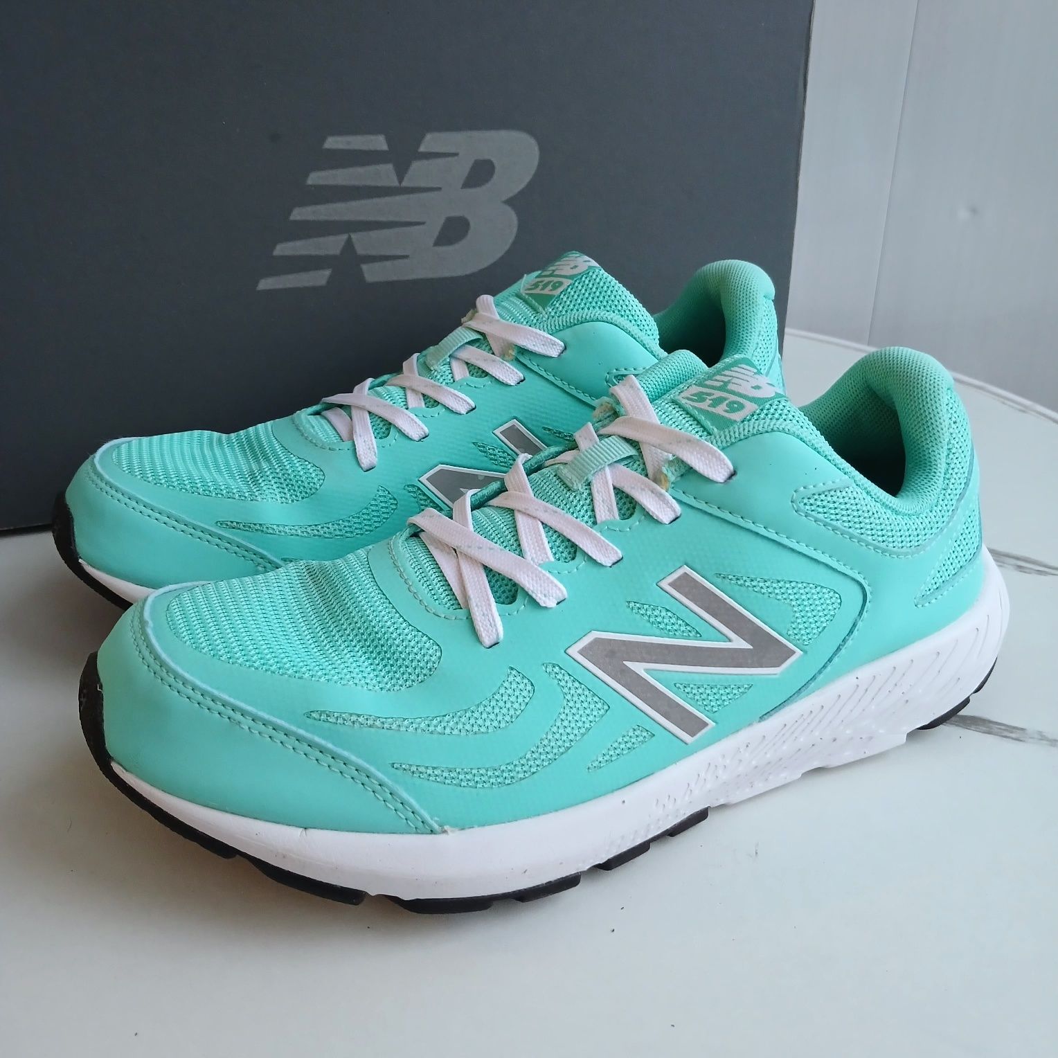 39 eur  уст 25 см  Кросівки NEW BALANCE Оригінал БУ