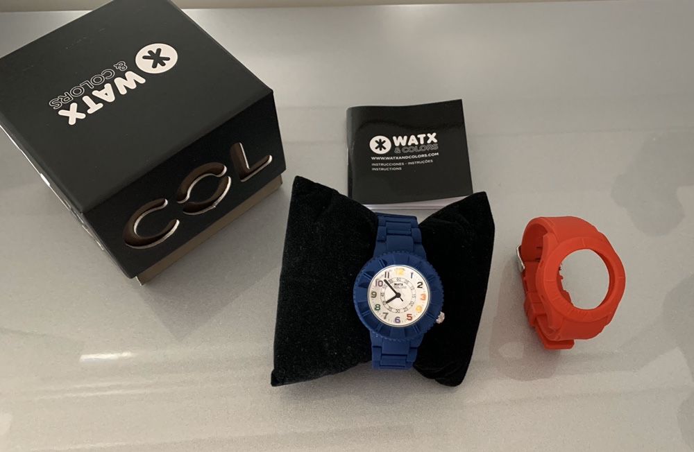 Relógio Watx & Colors nunca usado com 2 braceletes