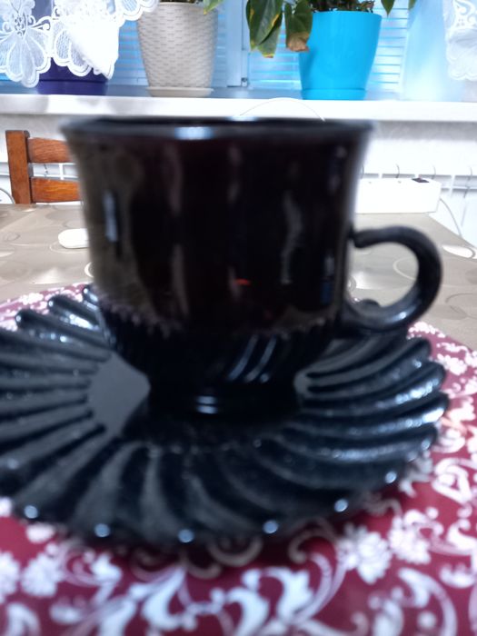 Набор кофейных чашечек с блюдцем