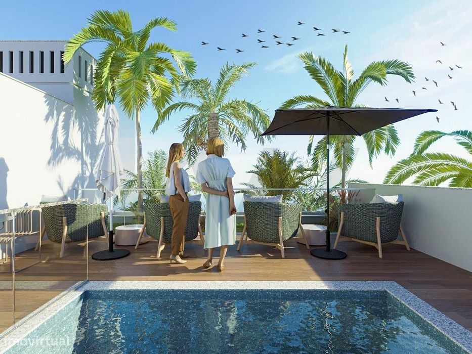 T2 espaçoso com 184,32m2 de área bruta com piscina no terraço, na Bemp