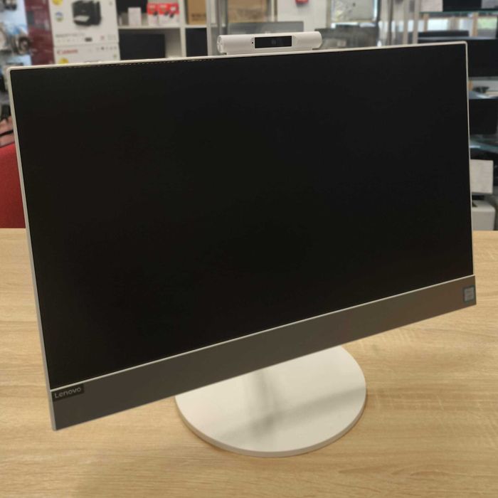 Komputer Lenovo AiO Core i5 8gen. 8GB 512GB SSD 22" FHD WiFi Win11