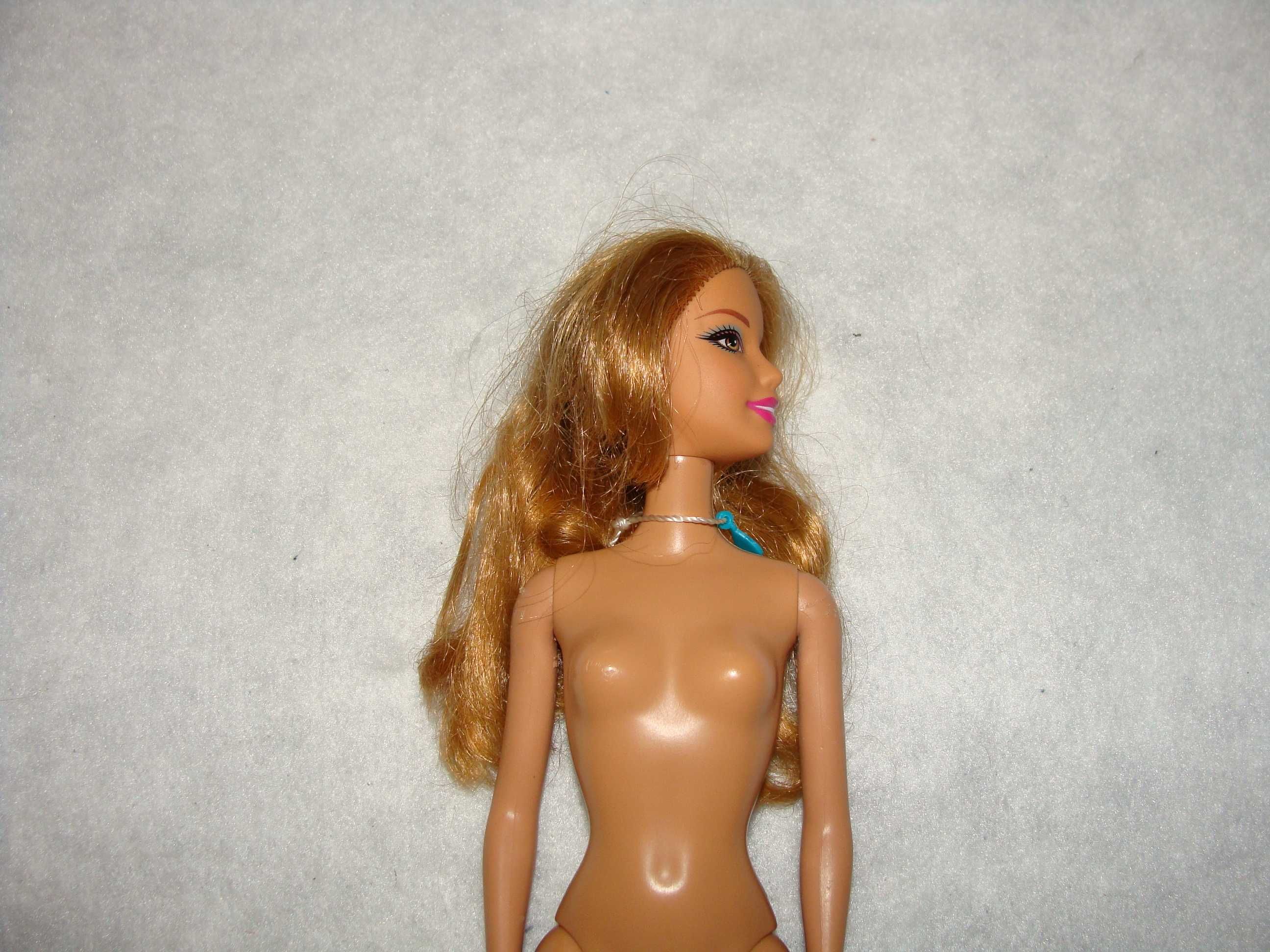 Boneca Barbie® Mernaid Tale 2 Beach Summer (Ref. W2900) de 2012