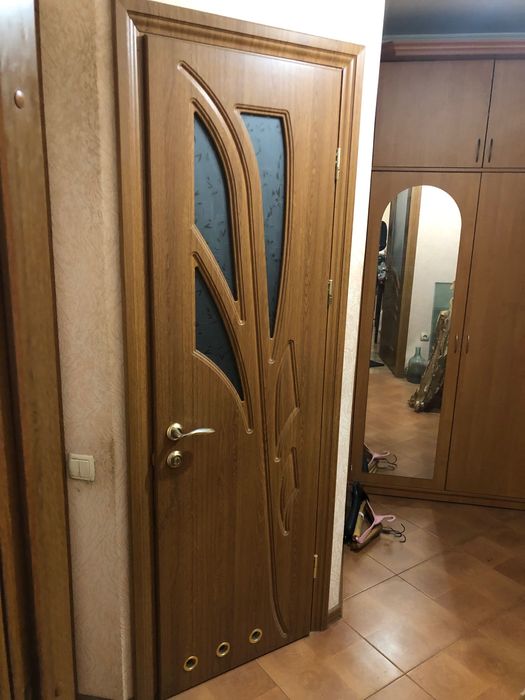 Двері міжкімнатні з лиштвою