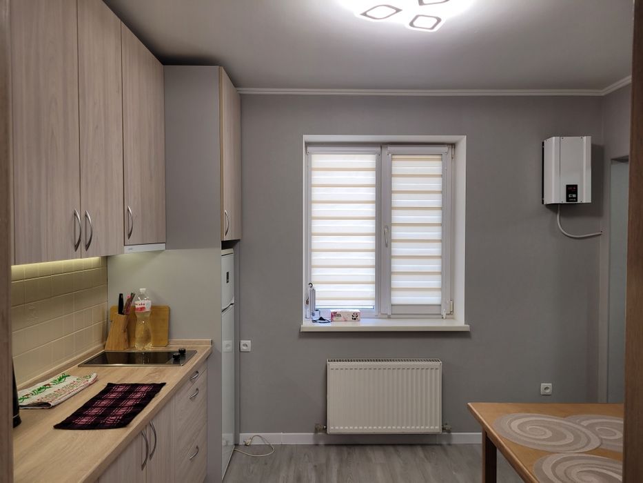 Продам укомплектованную квартиру в центре Нерубайского!