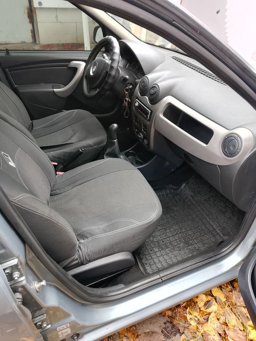 Renault Logan 1.4 з Кондиціонером