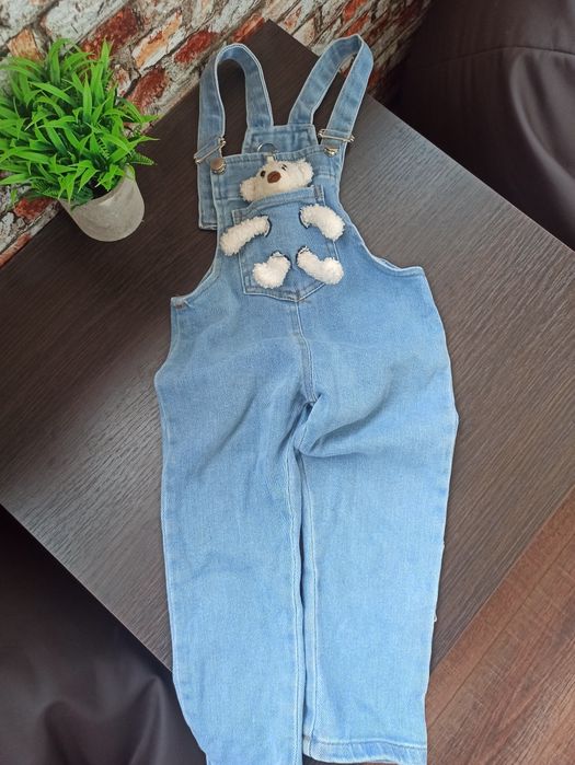 Комбинезон для девочки 110