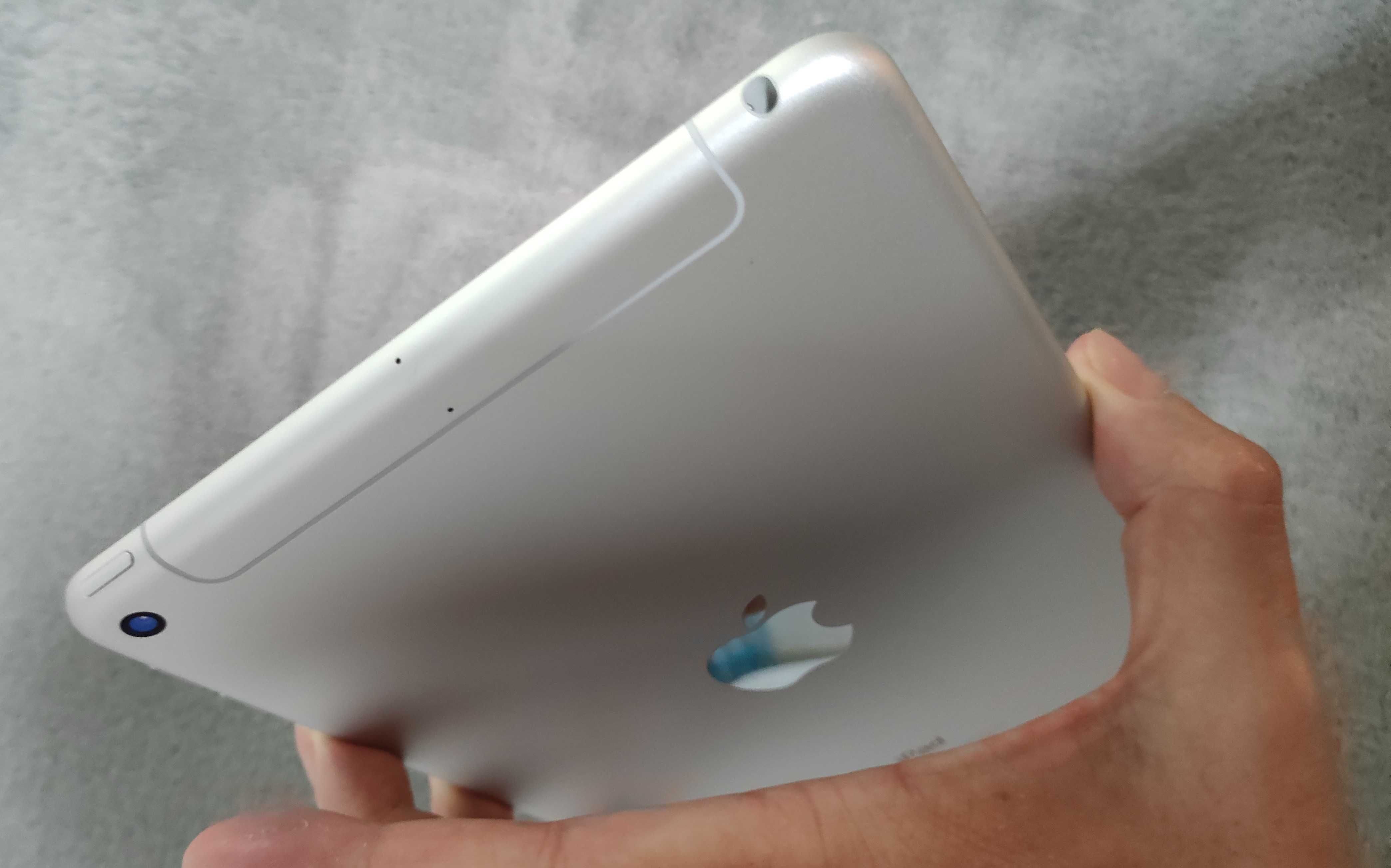 Apple iPad mini (2019) (usado)