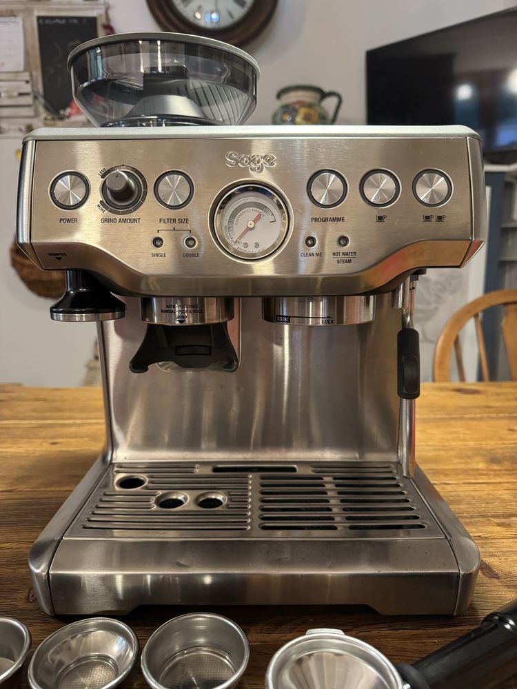 Ekspres do kawy Sage Barista Express
