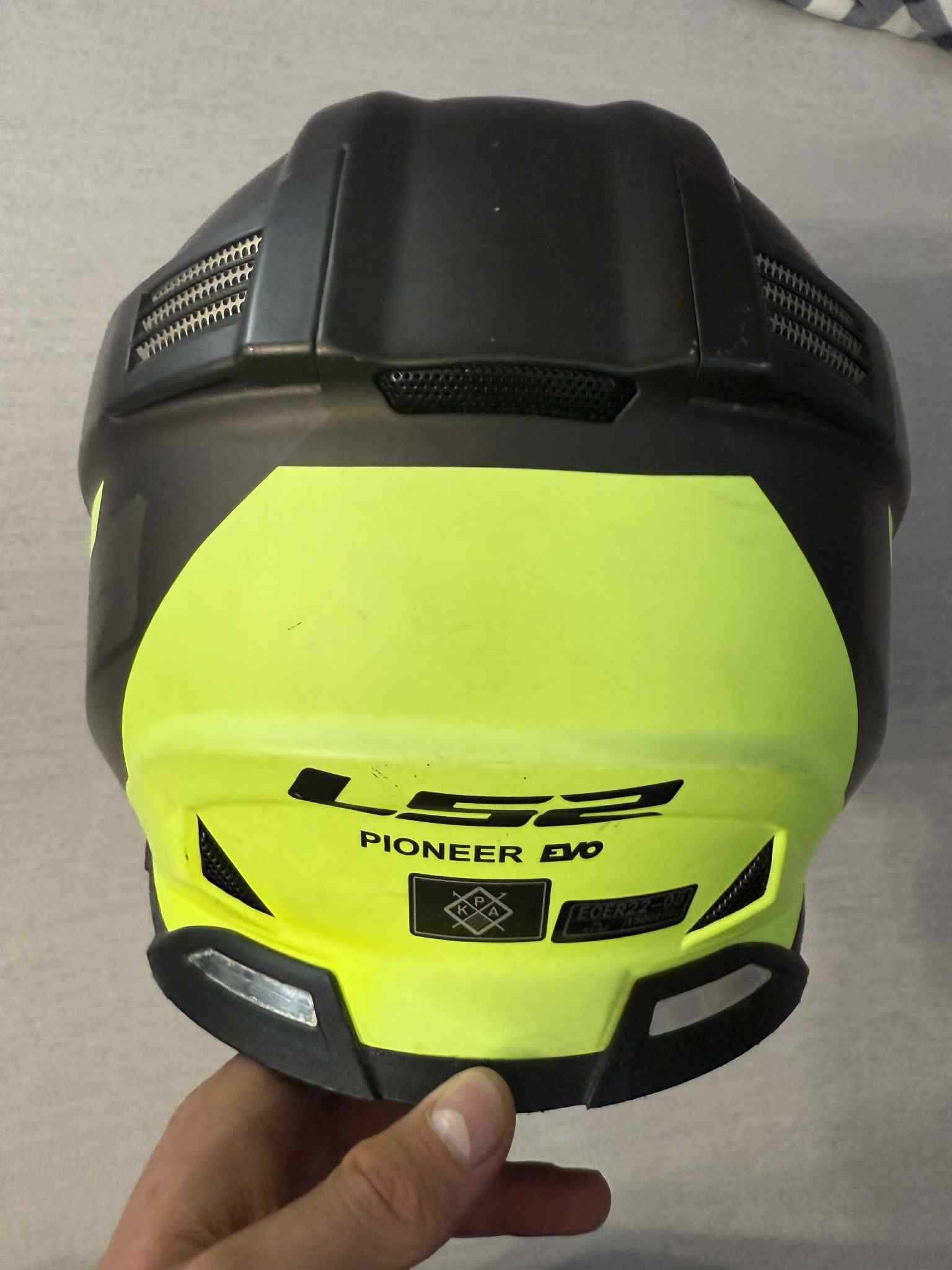 Kask LS2 pionner evo
