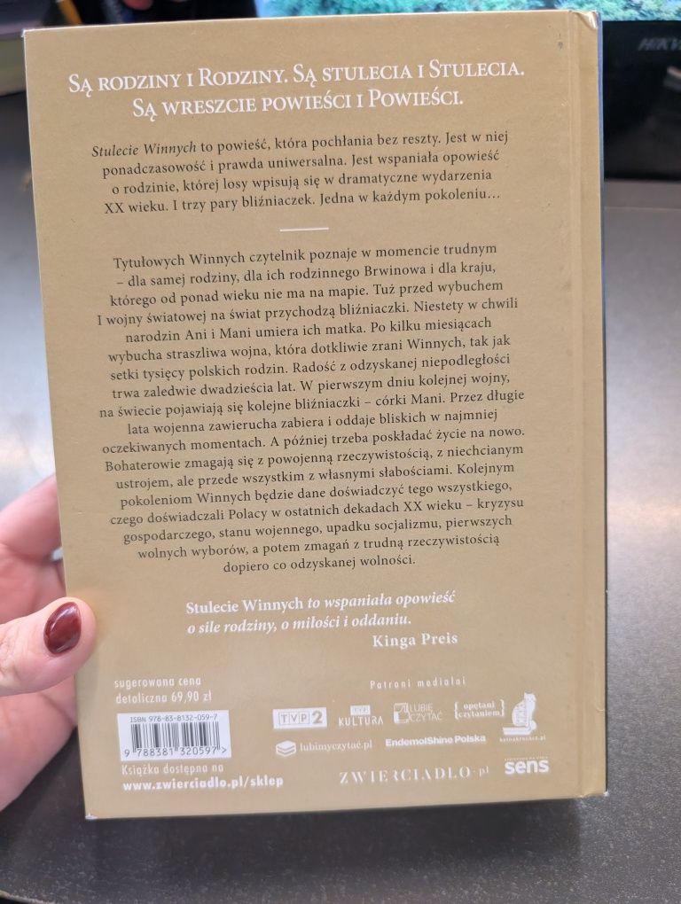 Albena Grabowska Stulecie Winnych książka