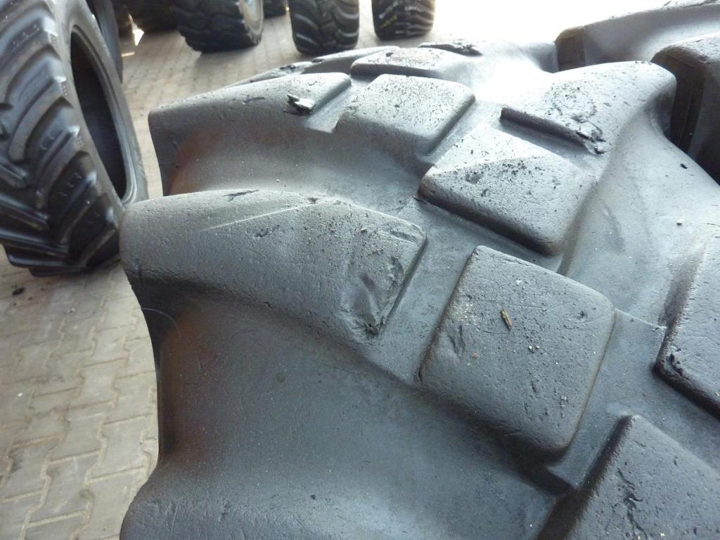 2x Opona używana przemysłowa 445/65R22.5 AEOLUS 1250zł(szt.) W3519