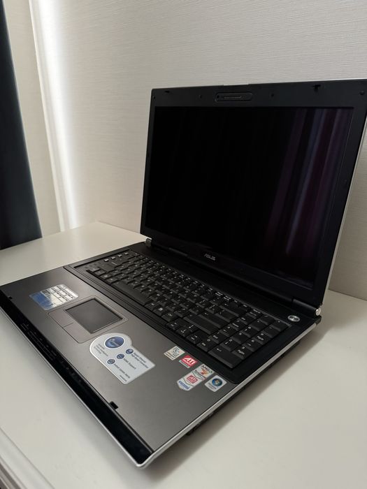 Ноутбук Asus A7U, win 7
