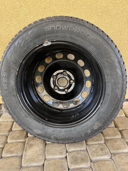 Шини Nokian 205/60/16 з дисками r16