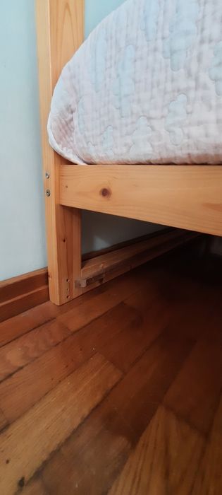 Cama casinha estilo Montessori