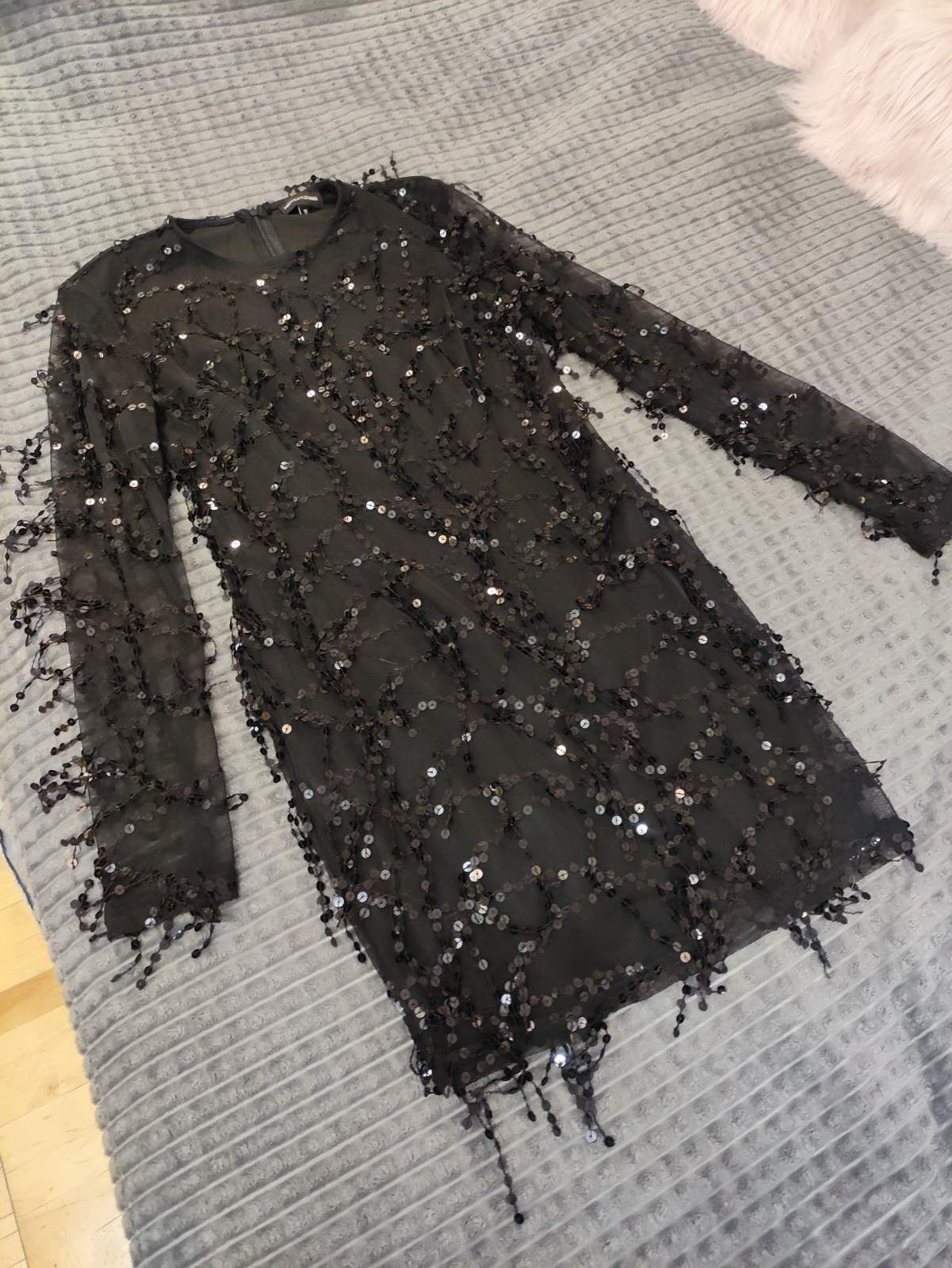 Сукня вечірня чорна з паєтками розмір XS