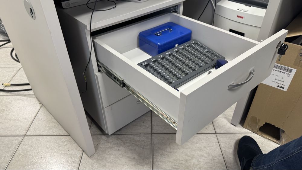 Biurko lada sklepowa 190 x 70 cm gruby blat sosnowiec