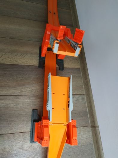 Most kaskaderski Hot Wheels Track Builder DWW97