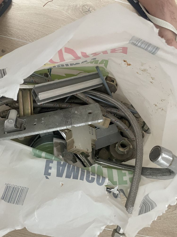 Lote de Sucata - Vendo a Melhor Oferta