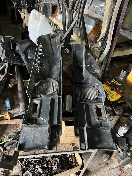 Підставки полиці динаміки Ваз 2108 09 13 14 пластик багажника