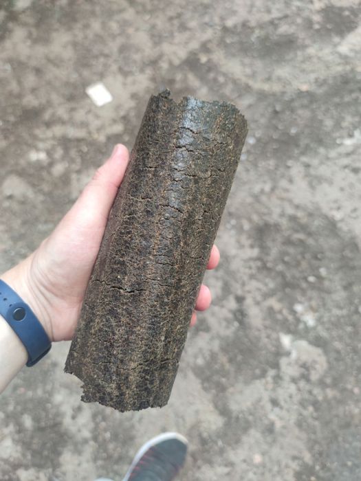 Продм обрезки сосны дрова колотые брикеты из лузги