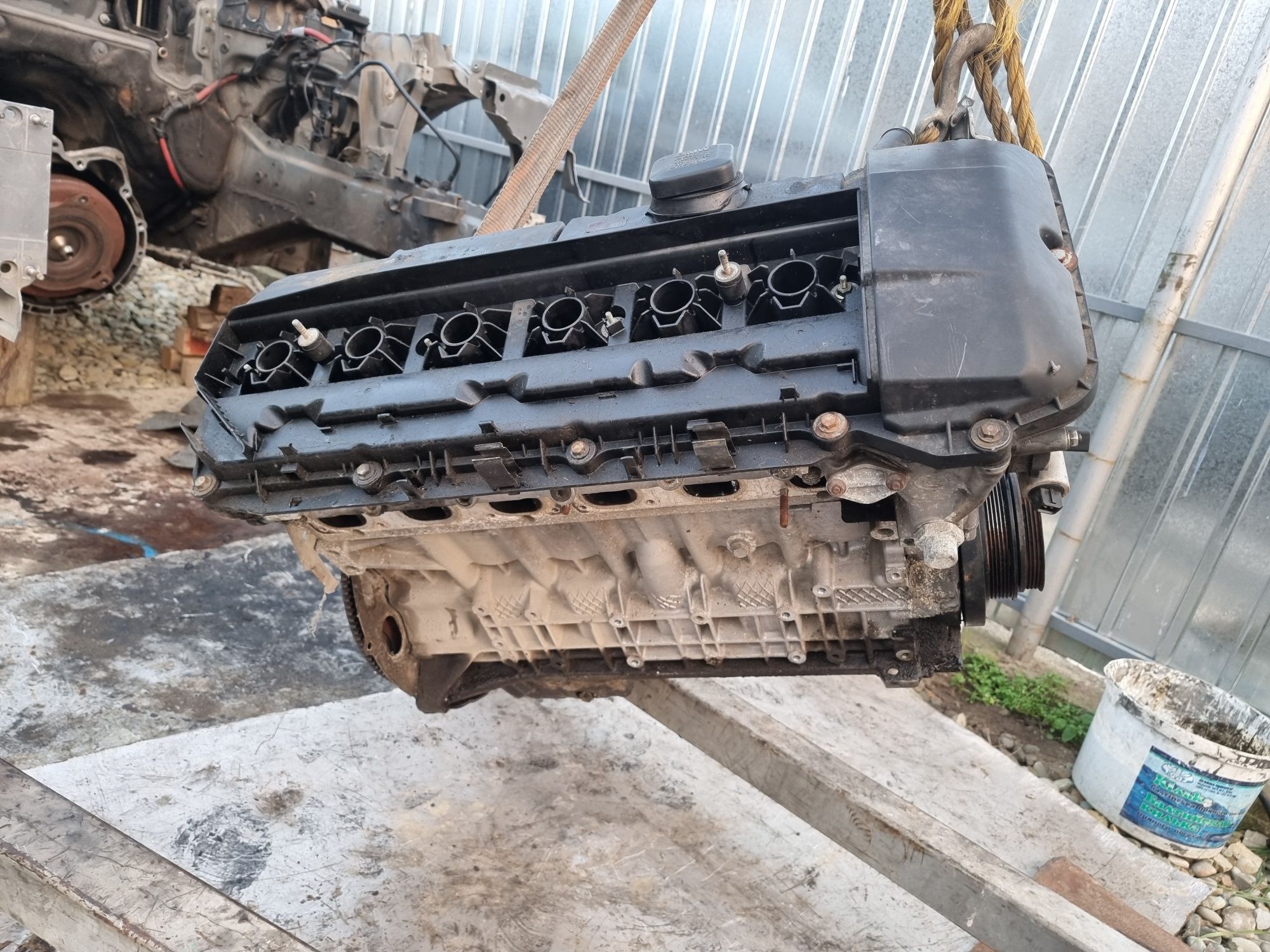 Двигун БМВ BMW E39 Е60 Е61 2.2 бензин М54Б22 M54B22 мотор двигатель